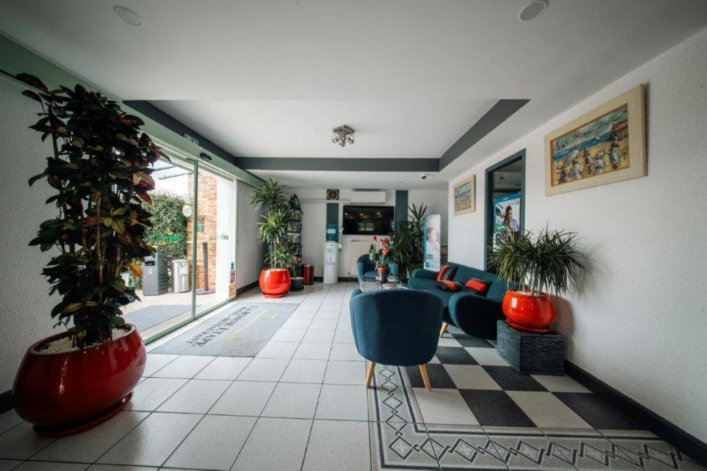Brit Hotel La Bonne Etape Évreux Eksteriør bilde