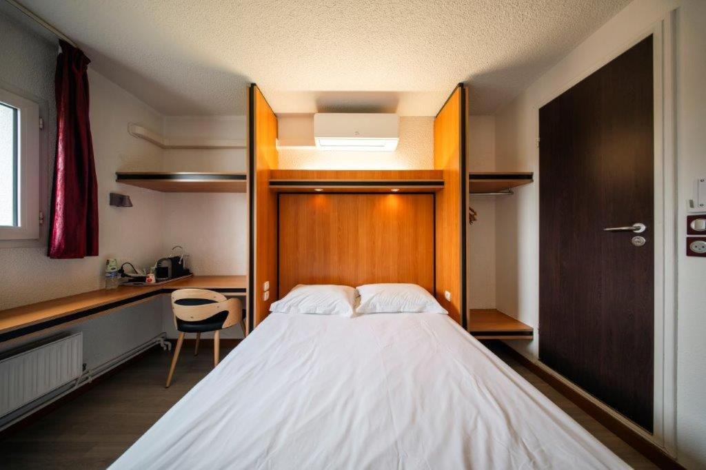 Brit Hotel La Bonne Etape Évreux Eksteriør bilde