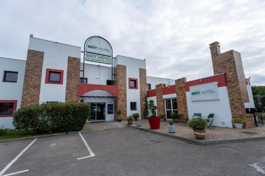 Brit Hotel La Bonne Etape Évreux Eksteriør bilde